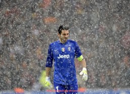 看球通-世俱杯比赛观众反馈收集与现场改进方案